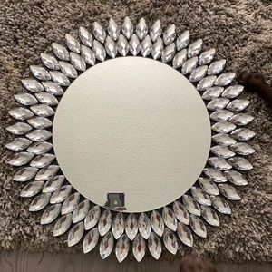 Medium sized circular mirror